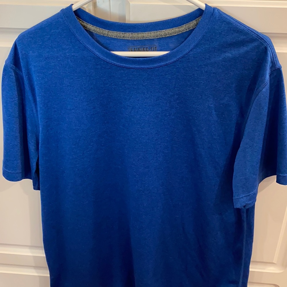Men’s short sleeved Training Fit Performance Shirt